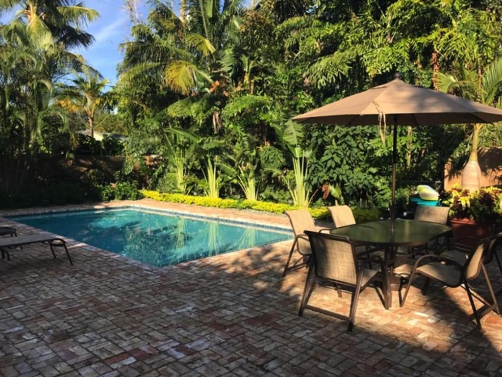 Case De Leon From The 1920'S Is A Piece Of Floridas Relaxing History West Palm Beach Exteriör bild